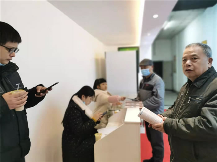 四川中青旅綿陽分社、綿陽市中旅假日旅行社、綿陽自來文化傳播有限公司24H自助售貨服務(wù)盛大開業(yè)
