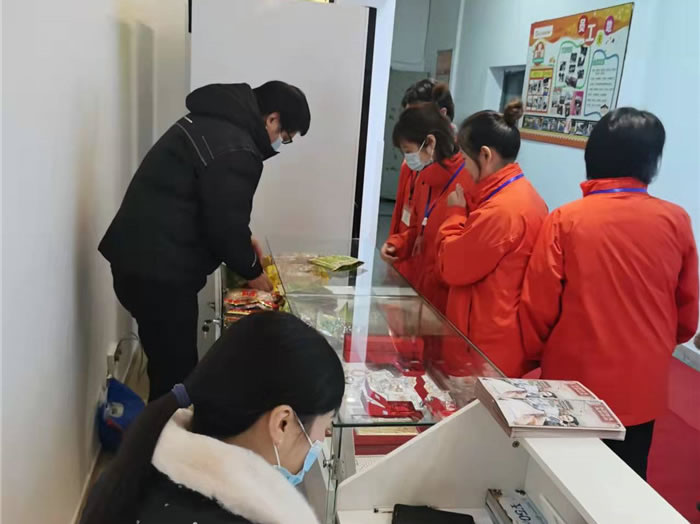 四川中青旅綿陽分社、綿陽市中旅假日旅行社、綿陽自來文化傳播有限公司24H自助售貨服務(wù)盛大開業(yè)